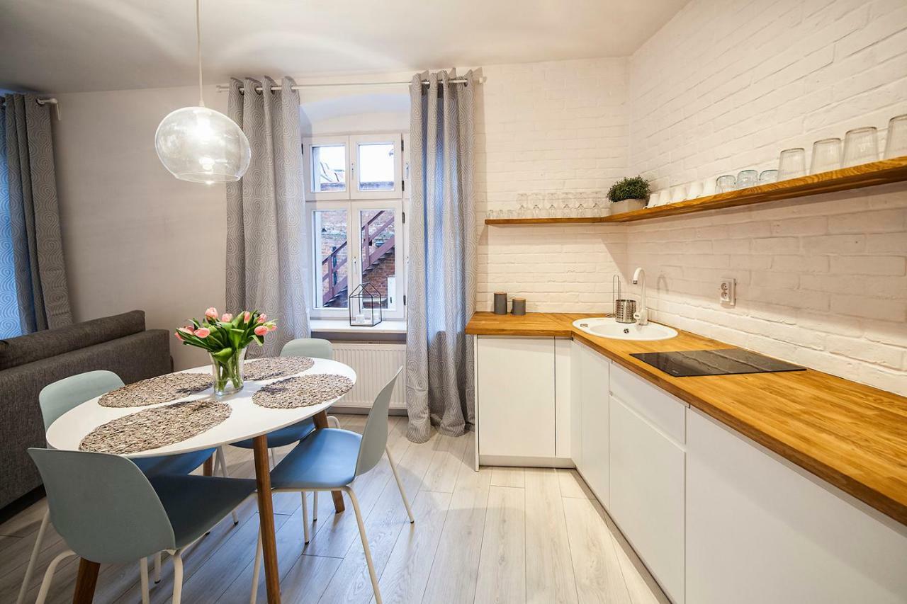 Apartamenty Torunskie Pod Krzywa Wieza Exterior foto