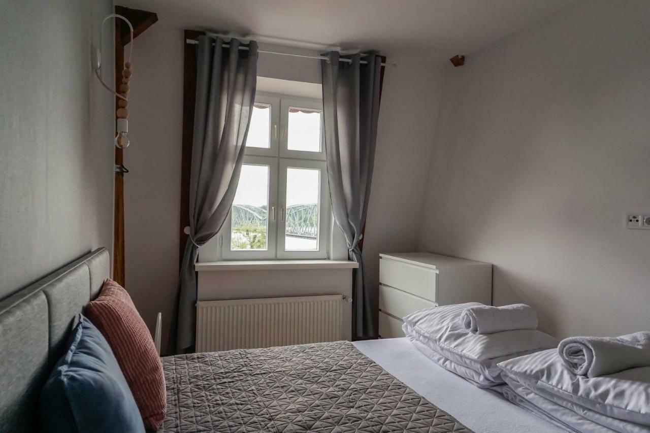 Apartamenty Torunskie Pod Krzywa Wieza Exterior foto